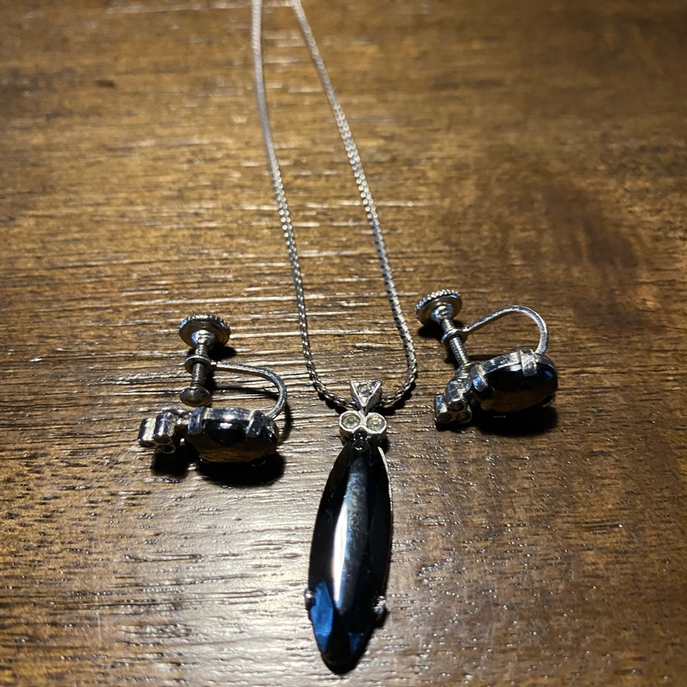 Elegant Antique Silver and Black Jewelry Set